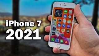 iPhone 7 2021 Review! (Worth It?)