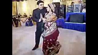 Elegant Salsa Bridal Dance performance in Indian Wedding