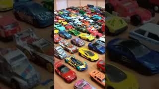 Коллекция моделей Hot wheels