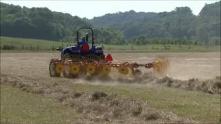 Better Bales with New Holland Hay Rakes