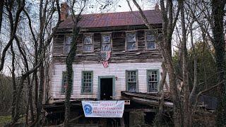 Man Finds His Incredible Abandoned Family Plantation House From 1700’s & Buys it to Save it