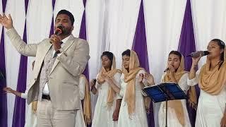 warship time Pavitra Aatma Aa song.. Fire of God church hadiabad phagwara. Pastor Anil Sidhu ..