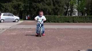 5km trip on running bike by 3 years old boy