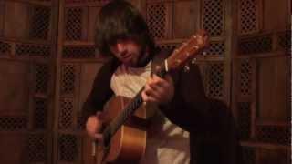 Gareth Pearson - Buddy Holly (Weezer) - acoustic guitar