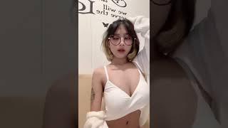 Hot Girl, Daily Fresh 69 #vlog #dance #music #video #selfie #chindo #pargoy #geboy #tiktok #selfie