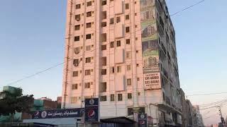 TOUR OF HYDERABAD PAKISTAN : The Hi-Tech City | EXTREME BUSY Streetshyderabad PakistanWalking