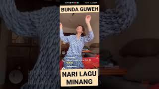 LUAR BIASA... BUNDA CORLA NARI LAGU MINANG #SHORT #VIRAL #LAGUMINANG #TRANDING