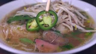 How To Eat Vietnamese Pho by Bep-pa Gastonia