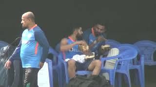 Moment of the day : Virat Kohli & KL Rahul eating Coconut