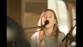 You Satisfy - Sarahbeth Smith | UPPERROOM Monday Set 11/11/2024