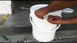 How to easily open industrial Bucket pailsBucket Pail opening demo. Plastic Bucket Pail opening demo