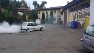 Bmw e30 v8 344i burnout...