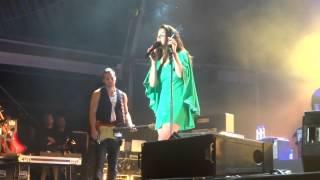 Lana del Rey singing Old Money a cappella  - Vida Festival BCN
