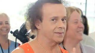 "Richard Simmons’ Staff Reveals Rare Gray-Haired Image – What’s Going On?"