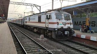 12261/Mumbai CSMT - Howrah AC Duronto Express