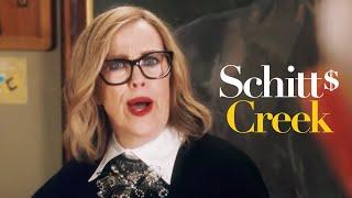 Schitt's Creek - Moira Helps Out