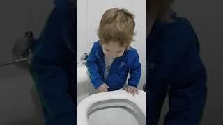 Cuanta caca #cuantacaca V. COMPLETA baby funny video fun cute babies bathroom baño bebe gracioso