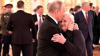 Классная руководительница Путина пришла на прием в Кремле по случаю Дня Победы