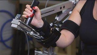 Robots help stroke victims regain use of arms - hi-tech