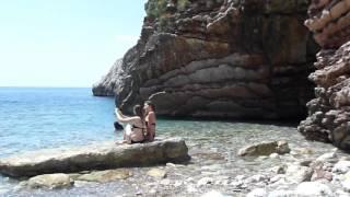 Girls on the beach in Montenegro проба муз