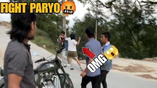 Fight Paryo Fokat Ma Hater Sanga