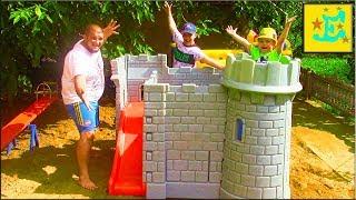 CASTLE OF THE PRINCE !!! Egorka is playing in the dvor in the children's home !!!