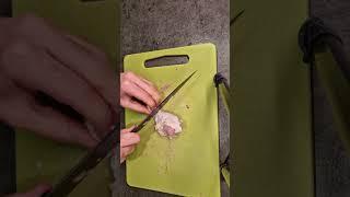 How To Cut A Chicken Lollipop!