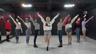 MOMOLAND (모모랜드) - 뿜뿜(BBoom BBoom) Dance Practice (Mirrored)