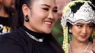 Pengantin viral duet bersuara merdu||Susi arzeti.#trending #laguviral #music