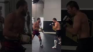 Nassourdine Imavov et Shavkat Rakhmonov en sparring 