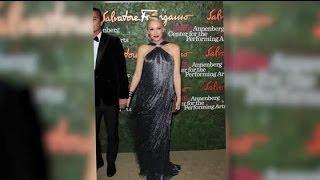 Gwen Stefani Covers Up at Star-Studded Gala | Splash News TV | Splash News TV