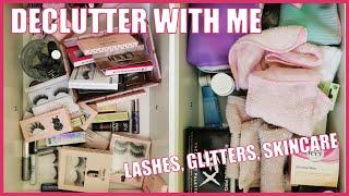 DECLUTTER WITH ME | Lashes, Glitter Liners, Mascaras, Skincare | Auroreblogs