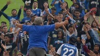 Nostalgia Mantan Dirigen Aremania El Kepet Dengan Megaphone Andalannya dan kenangan Stadion Gajayana