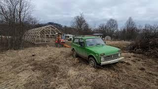 Впервые перемещаем мобильный курятник на 1000 кур!