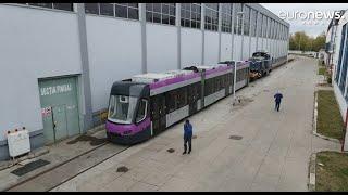 Tramvaie noi, probleme vechi. Bucureștiul va primi 100 de tramvaie, dar peroanele sunt prea scurte