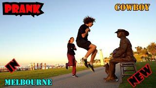 #Cowboy_prank in Melbourne. awesome reactions. Don't miss it lelucon statue prank. Luco Patong