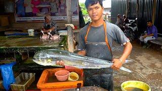 The FASTEST Fish Cutter in the World is Only 16! || Fish Cutiing Skills