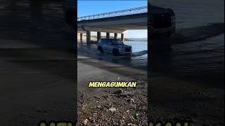 MOBIL BISA MASUK SUNGAI