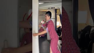 Kelihatan gampang ya pramugari lion air Tutup pintu‼️ #pramugari #lion