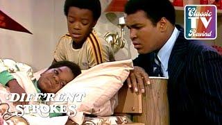 Diff'rent Strokes | Arnold Meets Muhammad Ali | Classic TV Rewind