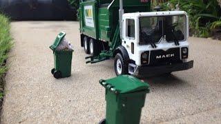 First Gear Garbage Trucks Action with Hopper Shots