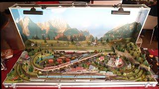 Märklin Z gauge suitcase model train with live video transmission - 130x65 cm from Alois Forstner