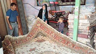 "Renovation of Jamila's house: purchase of carpets and kitchen appliances by the cameraman"