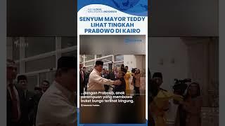 Mayor Teddy Tersenyum Lebar Lihat Tingkah Prabowo saat Tiba di Kairo Disambut Dua Anak Bangsa