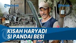 Kisah Haryadi, Pandai Besi Anak Empu Ternama Blitar yang Layani Pesanan Sajam dari China & Malaysia