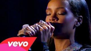 Rihanna - Diamonds (Live At The Concert For Valor 2014)