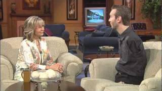 Living Life Without Limits, Without Limbs -- Nick Vujicic -- 1/2