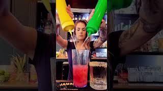 Raspberry Margarita 🫗 #bartender #margarita #courtneyshae #recipe #recipes #cocktails #mixed #short