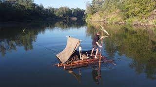 ON A RAFT ON A WILD RIVER / MADE A RAFT ALONE