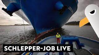 400m Containerschiff wird eingeparkt  Live vom Schlepper Fairplay 95